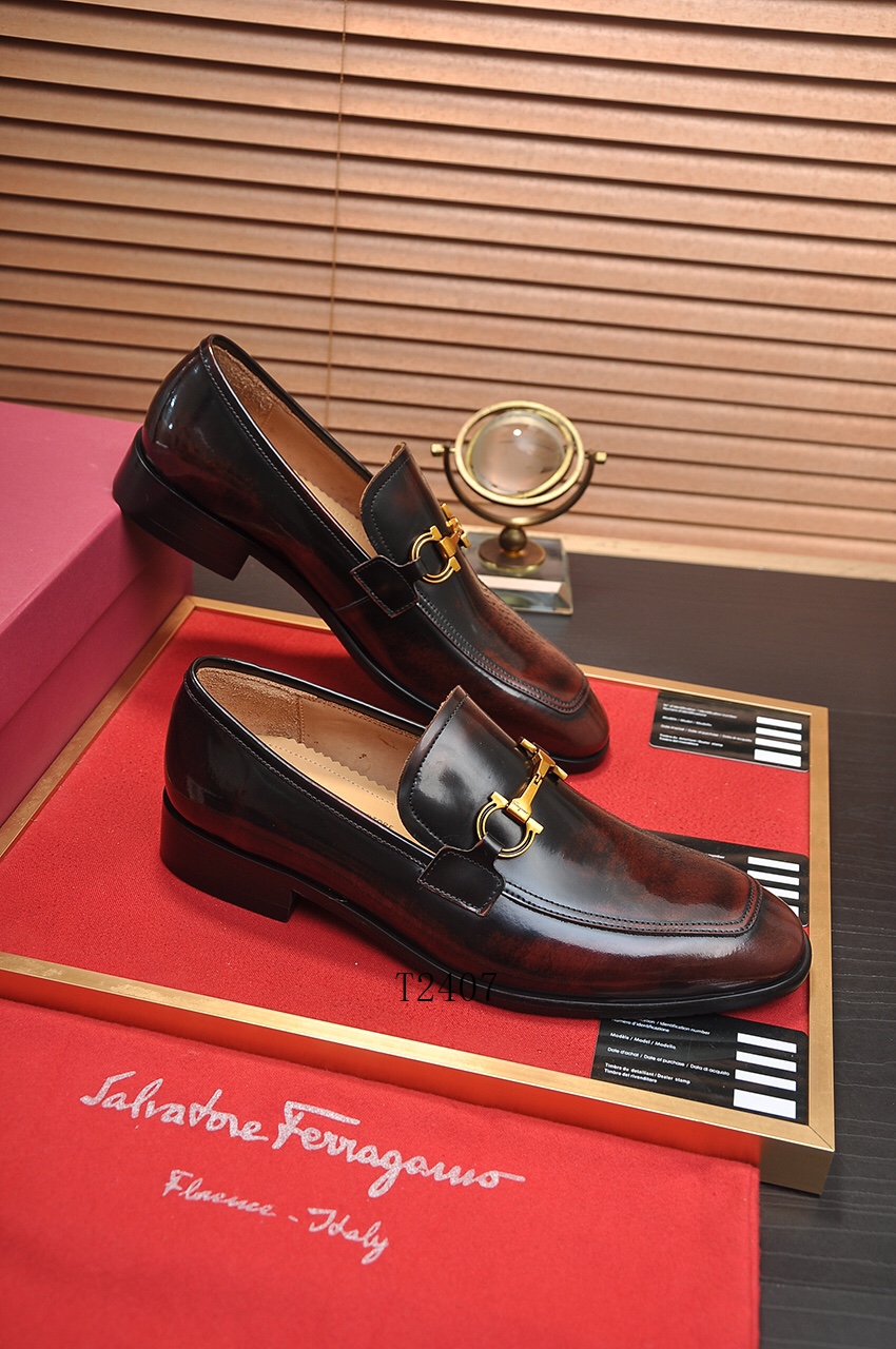 Ferragamo sz38-44 182